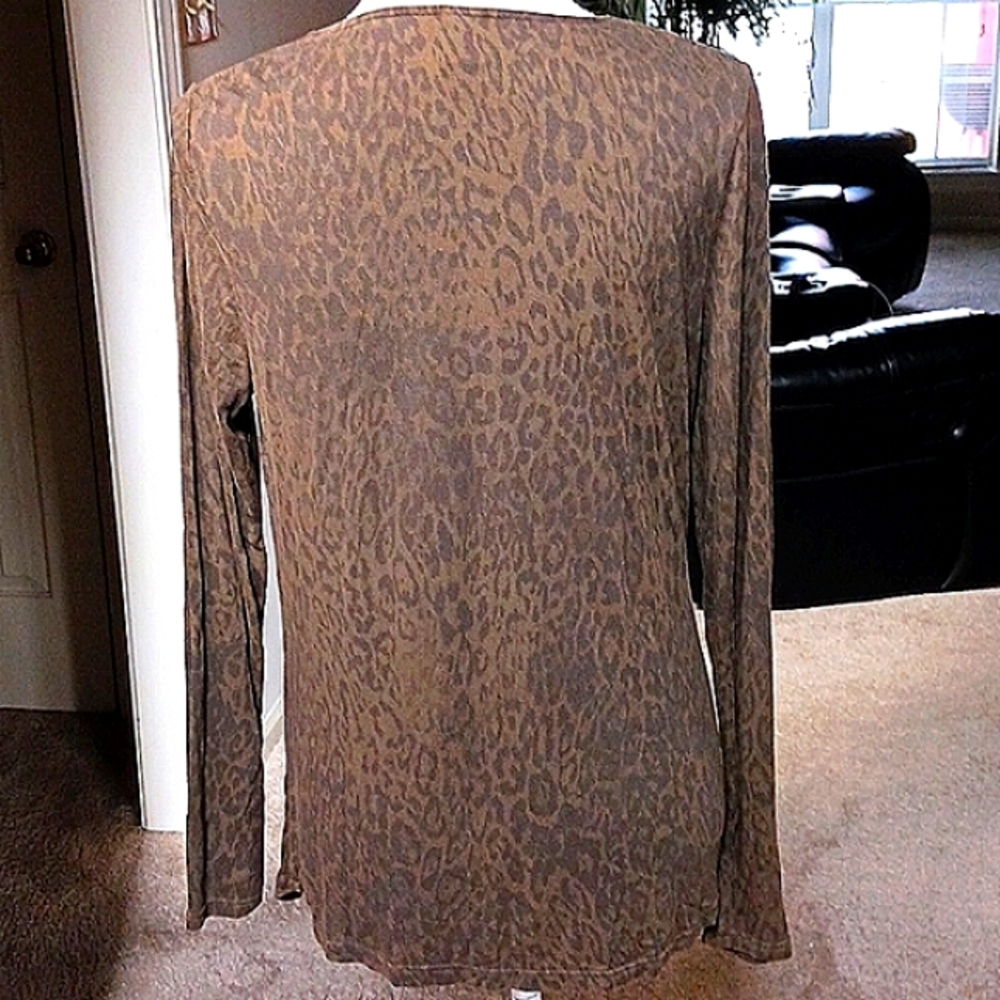 XCVI WOMEN'S BROWN TOP SIZE MEDIUM - Picture 7 of 10